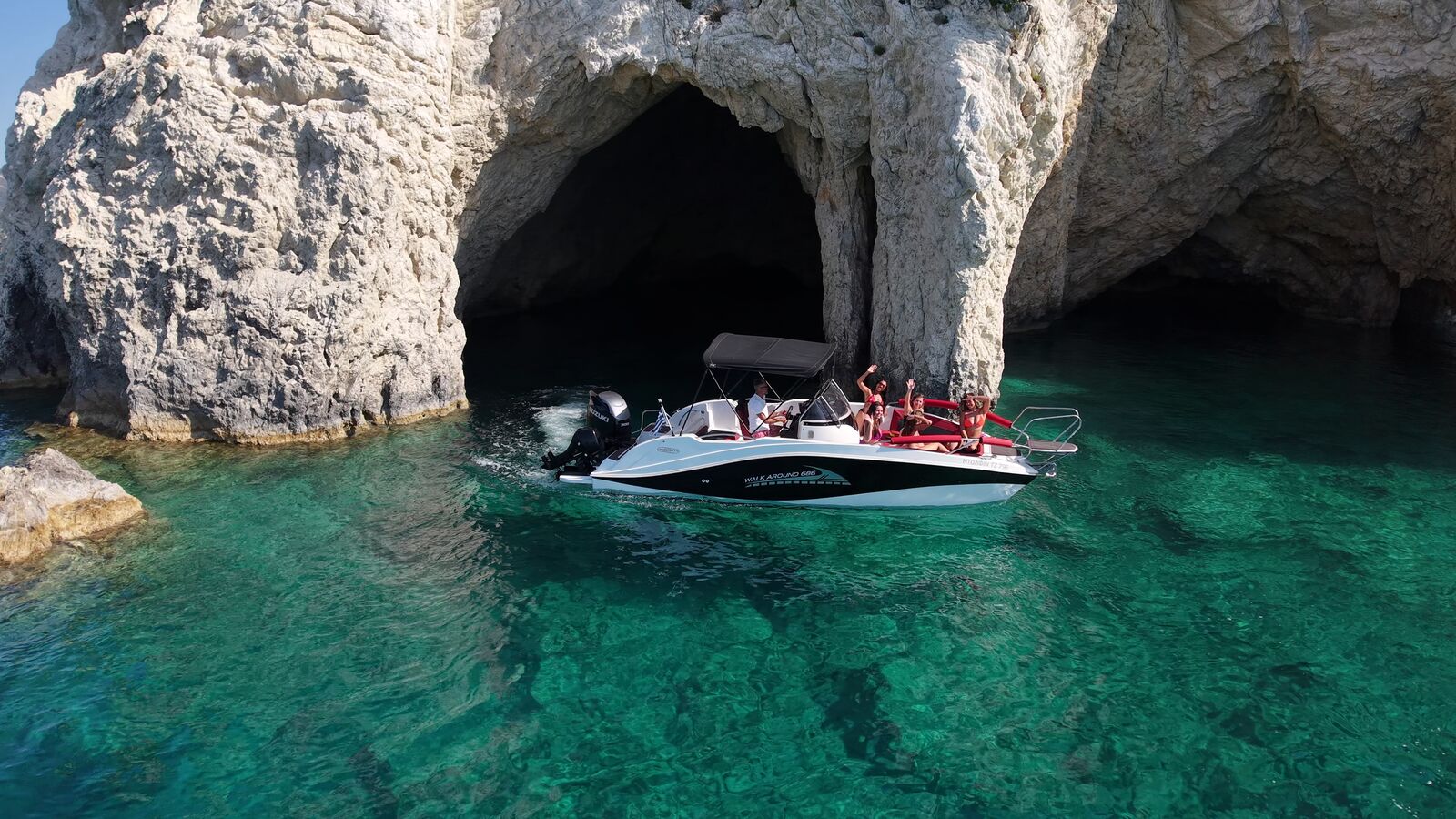 30/40HP Yamaha Self-Drive Boat
