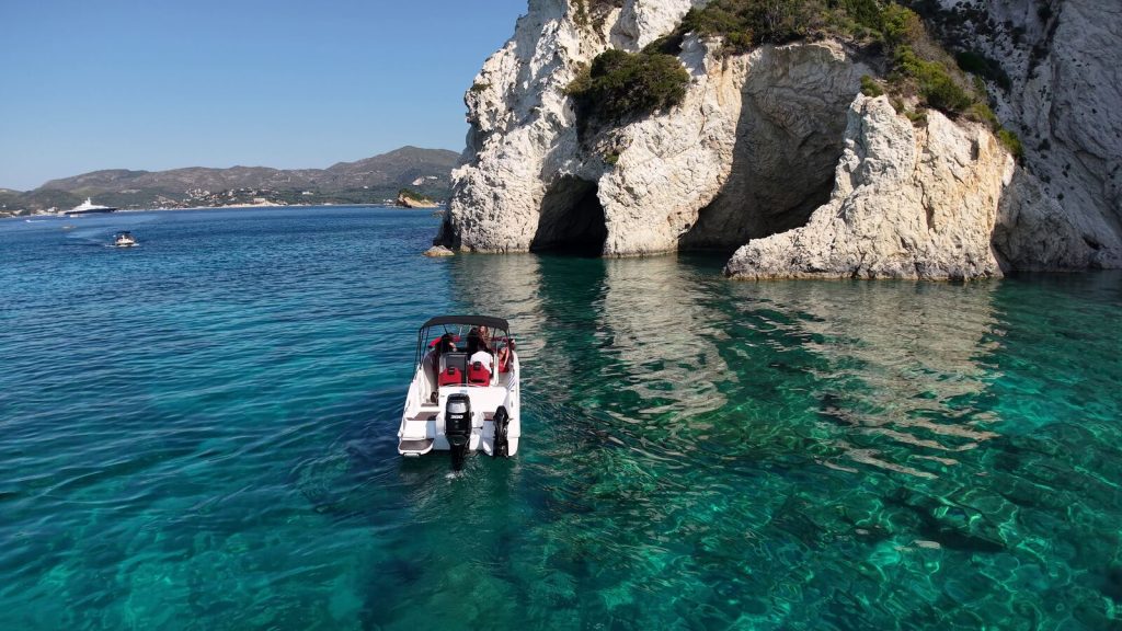 South Coast: Turtles & Mizithres Rocks (3 hours)