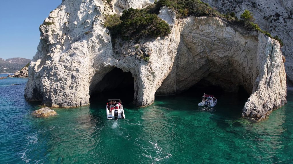 South Coast: Turtles & Mizithres Rocks (3 hours)
