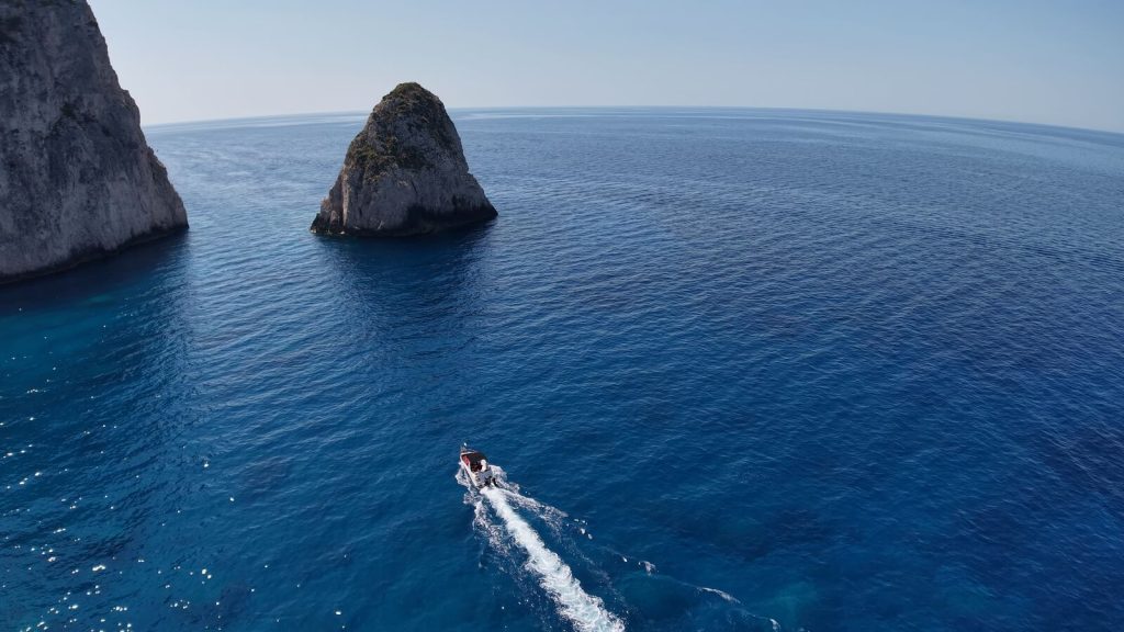 West Coast: Korakonisi & Agalas Caves (5 hours)